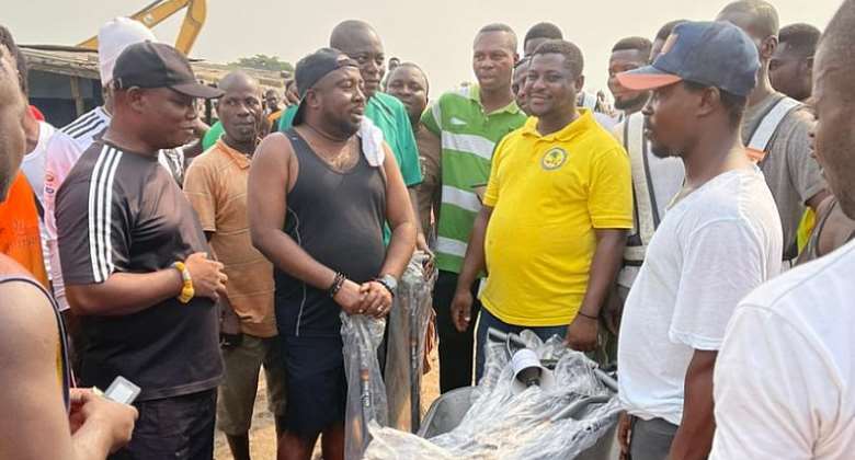 KEEA MCE joins Komenda residents for clean up exercise