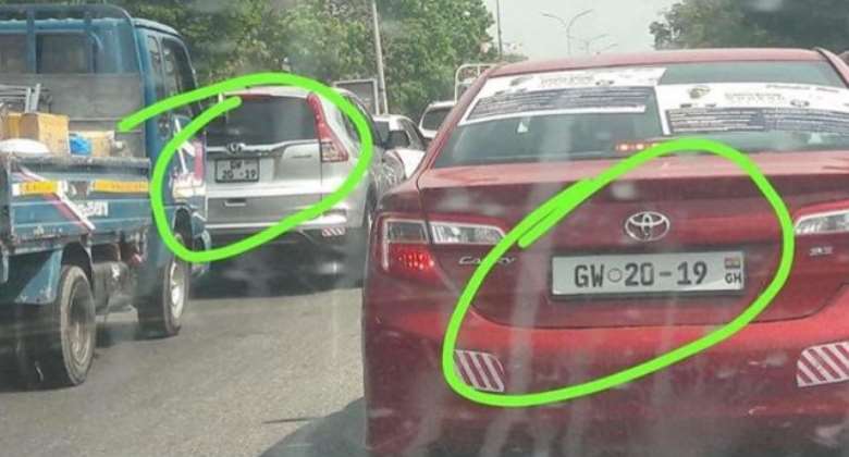 Trending photo of different cars with same registration number