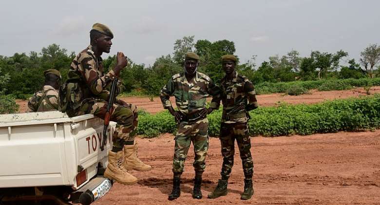 A group of Nigerien soldiers on patrol - Source: HamaAFP via Getty Images