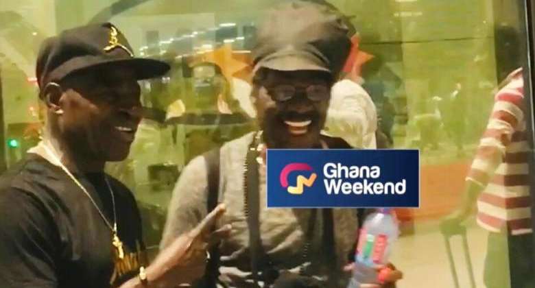 VIDEO Lee Duodoo arrives in Ghana ahead of Amakye Dede Live In Concert