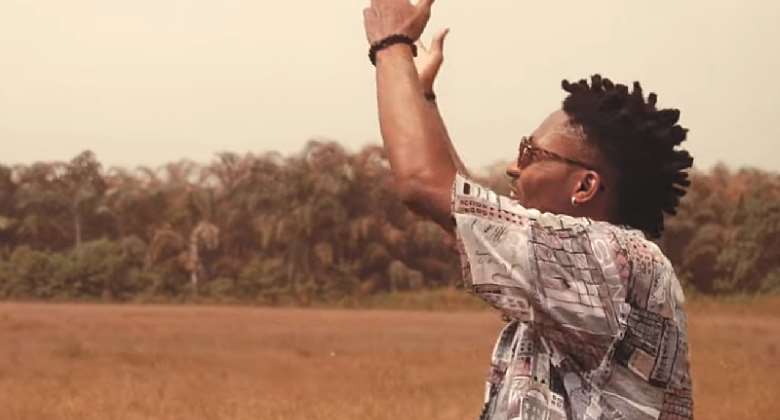 Afro-Pop singer EFE releases the video translation to his love number