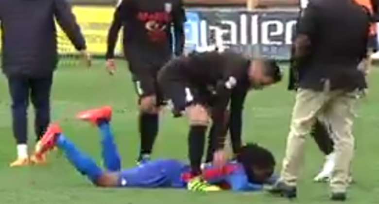 Ghanaian midfielder Richard Boateng weeps uncontrollably after Extremadura near-misses