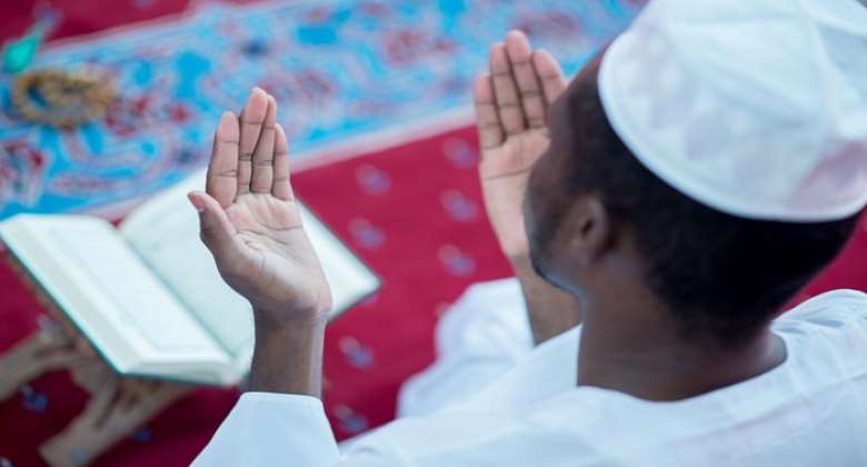 Ramadan: Islamic Tutor encourage Muslims to give alms