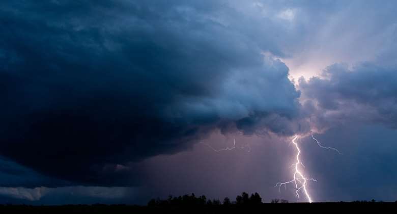 Thunderstorm heading to Ghana today – Meteo warns