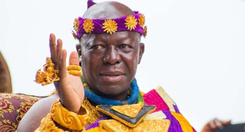 VIDEO: How thousands welcome Otumfuo at Koforidua to mourn Daasebre Oti Boateng