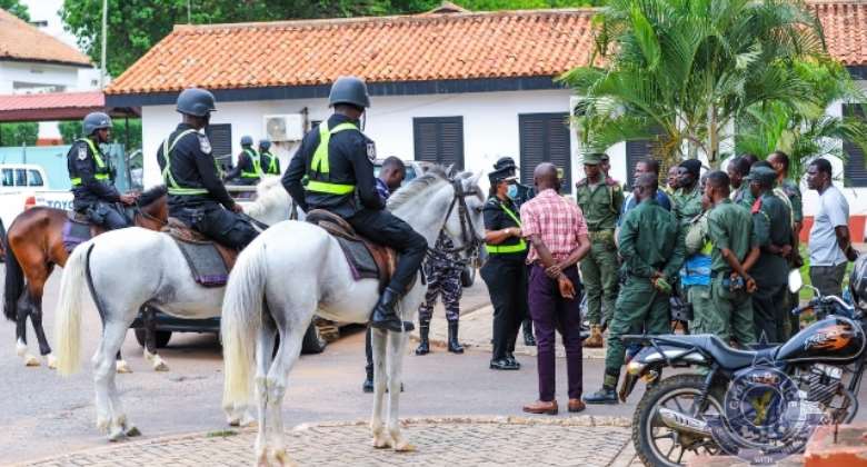 Police embark on one-week campus tour to beef up security