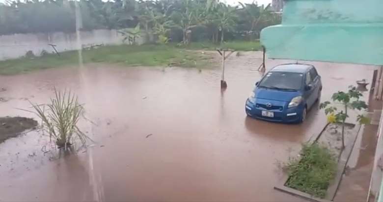 Heavy downpour submerge parts of Accra again