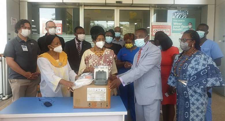 DAF, Simpkins Family donates Oxygenator to IMaH