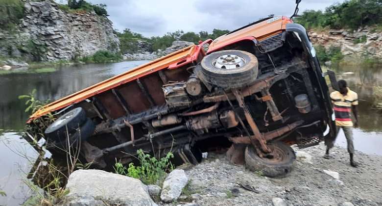 Gomoa East: One dead after truck crashes two teens