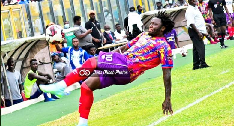 Hearts of Oak open contract extension talks with Sulley Muntari ahead of Africa campaign - Reports