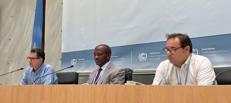 Mr. Ephraim Mwepya Shitima of Zambia center, Chair of the African Group of Negotiators on climate change, at a recent climate change meeting in Bonn, Germany.
