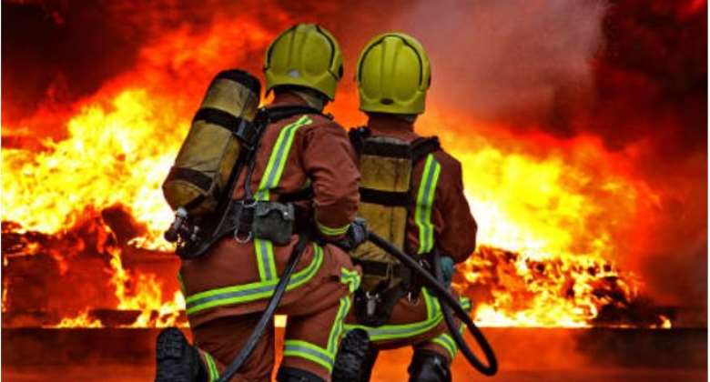 A/R: Fire outbreak at Moshie Zongo leaves two kids dead