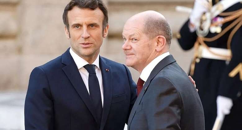 Macron, Scholz hold informal meeting in Paris with Ukraine top of the agenda