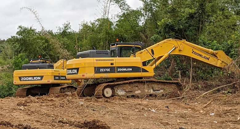 Ellembelle DCE fights Police for failure to guard seized excavators involved in galamsey