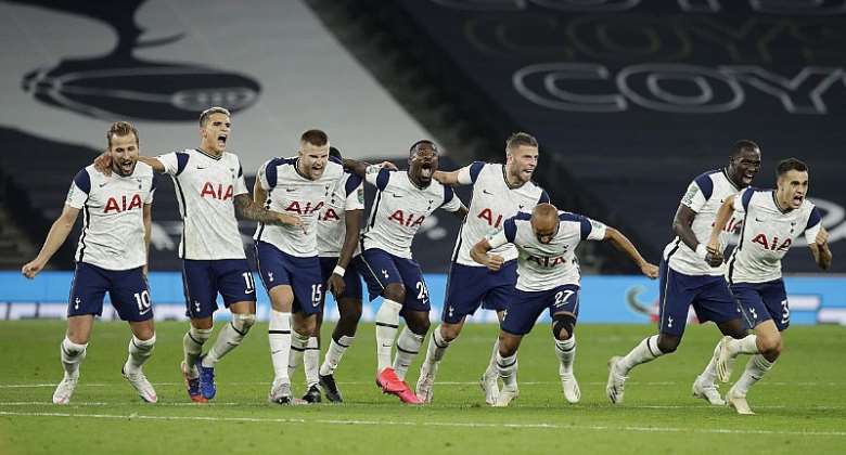 TOTTENHAM HOTSPUR PLAYERS CELEBRATE FOLLOWING THEIR TEAM'S VICTORY IN IN THE PENALTY SHOOT OUT AND THEREFORE WINNING DURING THE CARABAO CUP FOURTH ROUND MATCH BETWEEN TOTTENHAM HOTSPUR AND CHELSEA AT TOTTENHAM HOTSPUR STADIUM ON SEPTEMBER 29, 2020 IN LONDIMAGE CREDIT: GETTY IMAGES