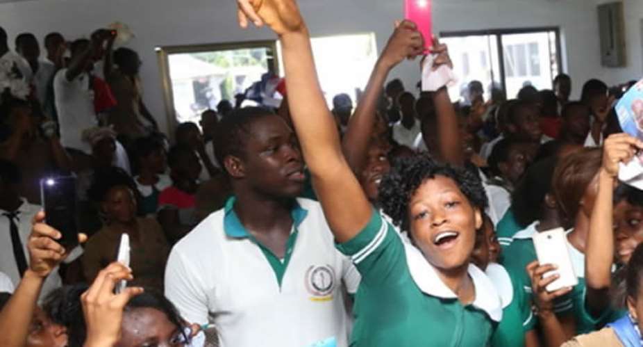 Nursing Trainees Line Up To 'Thank' President Akufo-Addo