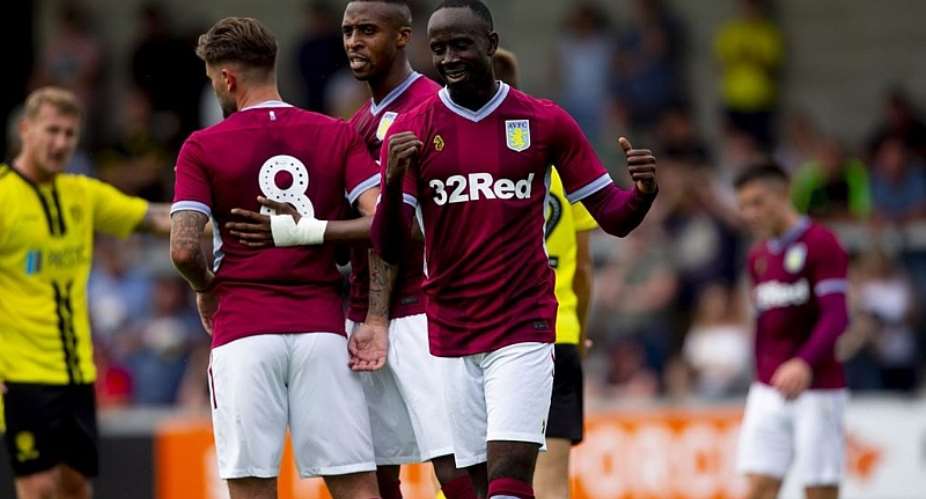 Ghana Winger Albert Adomah To Work Under Smith, Terry At Aston Villa