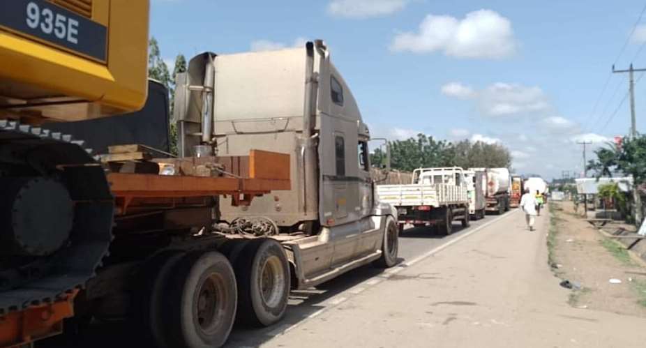 Gridlock On Accra-Kumasi Highway leaves many stranded