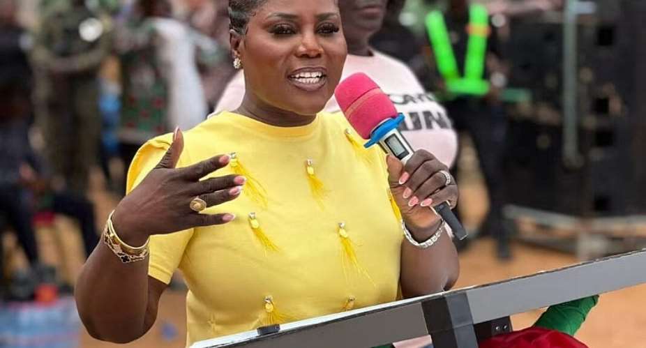 Jomoro MP Supports Lil Win’s ‘A Journey to Africa’ Film Project at Nzulezu