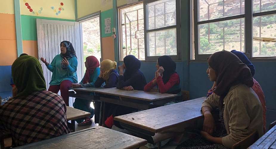 High Atlas Foundation trainer Ibtissam Niri facilitates an IMAGINE empowerment workshop among girls and women in the Agerzrane village.