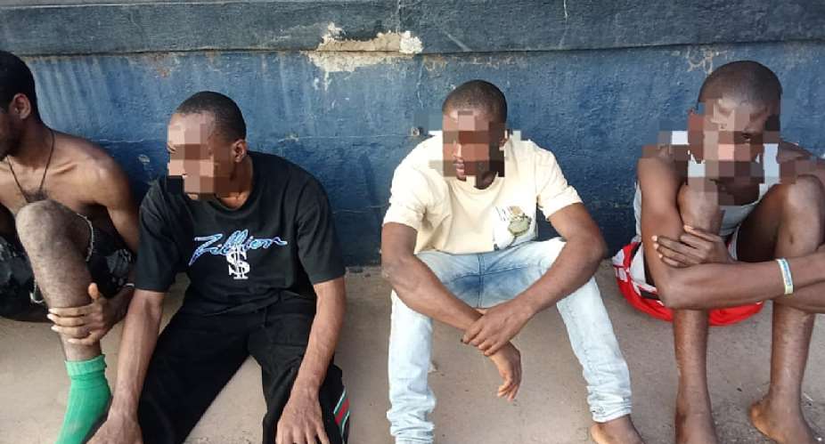 Internet fraud: Bono Police arrest eight suspects attempting to initiate victimwith infliction of multiple marks