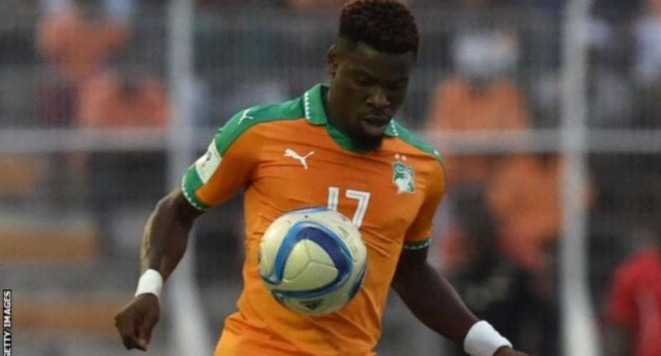 Serge Aurier investigated by Fifa for 'throat slit' gesture