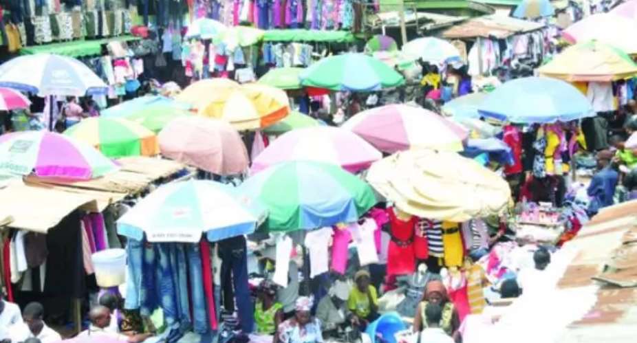 5 Real Things That Happen to Shoppers At Yaba Market