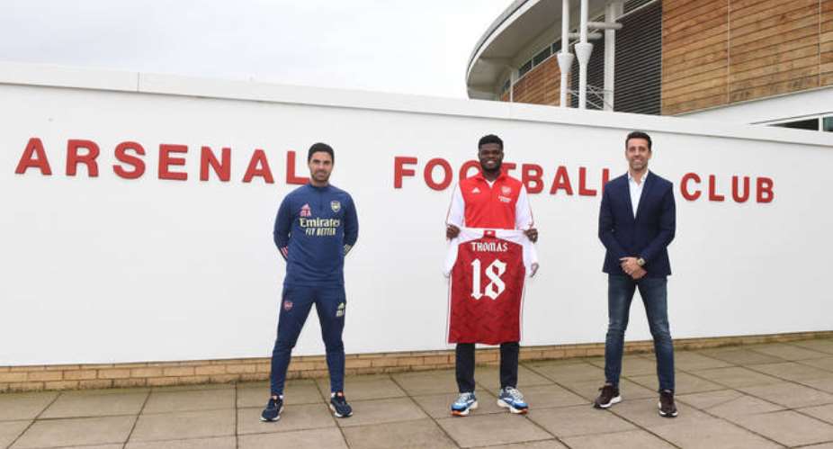 Arsenal manager Mikel Arteta with Thomas Partey and technical director Edu