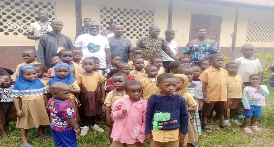 Pupils at Offinso North District mark 'My first Day at School'