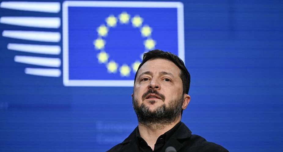 Ukraines President Volodymyr Zelensky speaks during a press conference as part of a European Union summit in Brussels on October 16, 2026. -  Nicolas Tucat, AFP