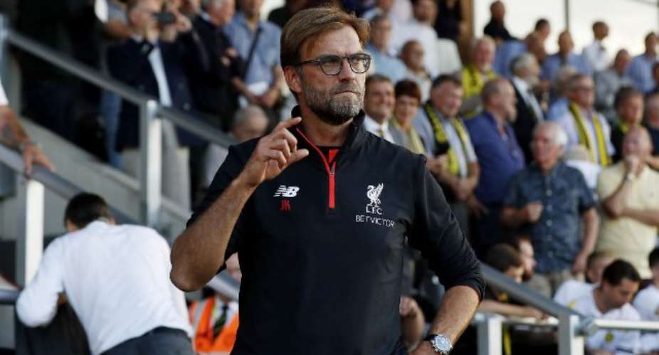 Liverpool v Manchester United preview: Can Klopp take Reds top in front of The Kop?