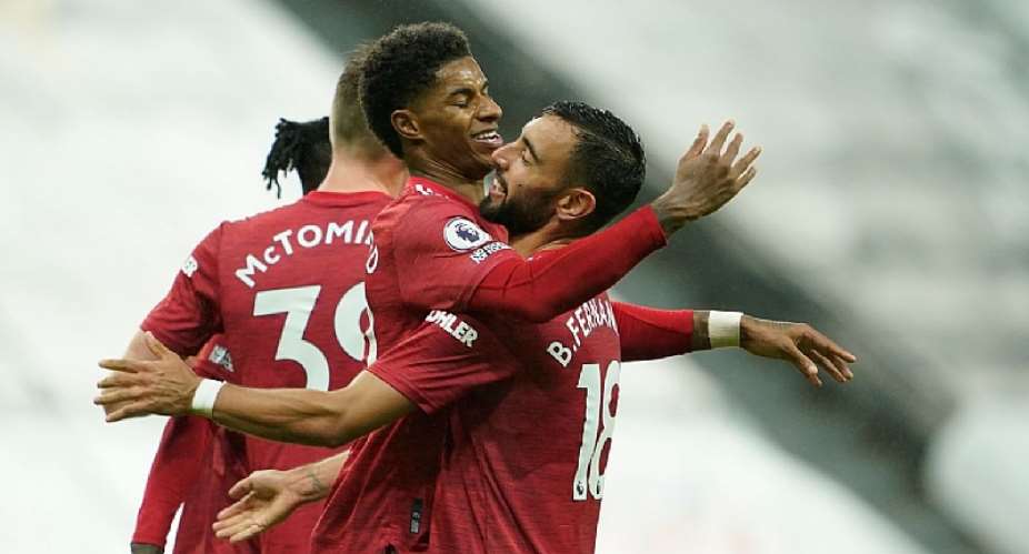 Three Late Goals See Manchester United Past Newcastle United