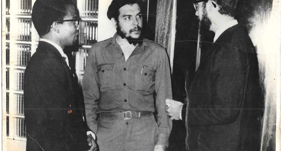 Fifi Hesse left Photographed In Accra With The World-renowned Revolutionary, Ernesto Che Guevara Of Cuba centre In 1965