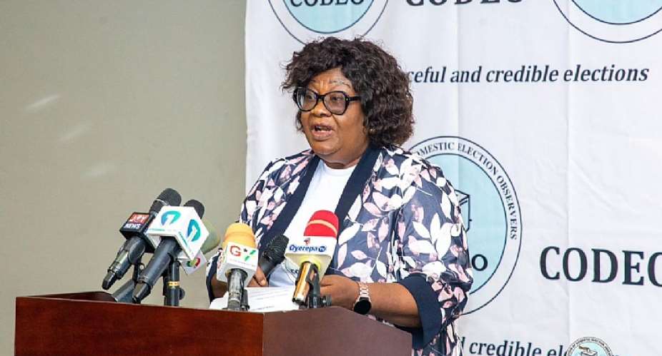 Co-chair of the Advisory Board of CODEO, Mrs. Elizabeth Villars