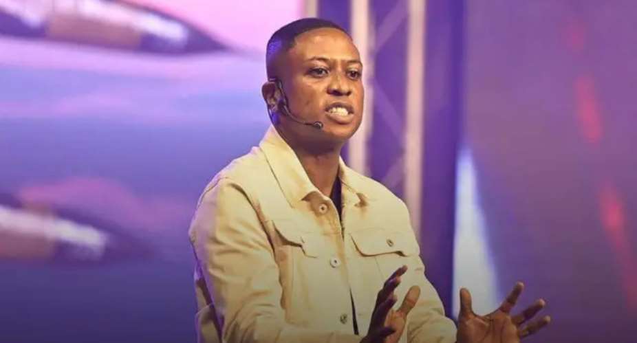 Pastor Bolaji Idowu