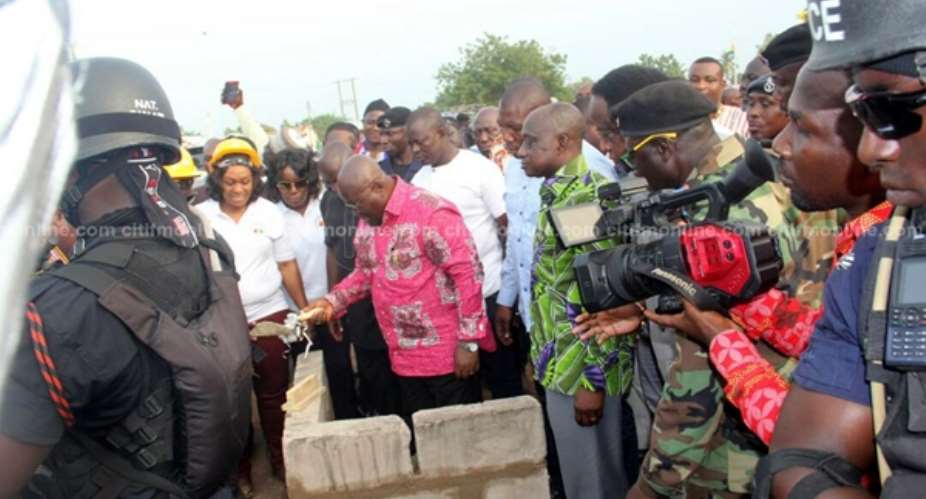 Akufo-Addo Unveils One-District, One-Warehouse Project