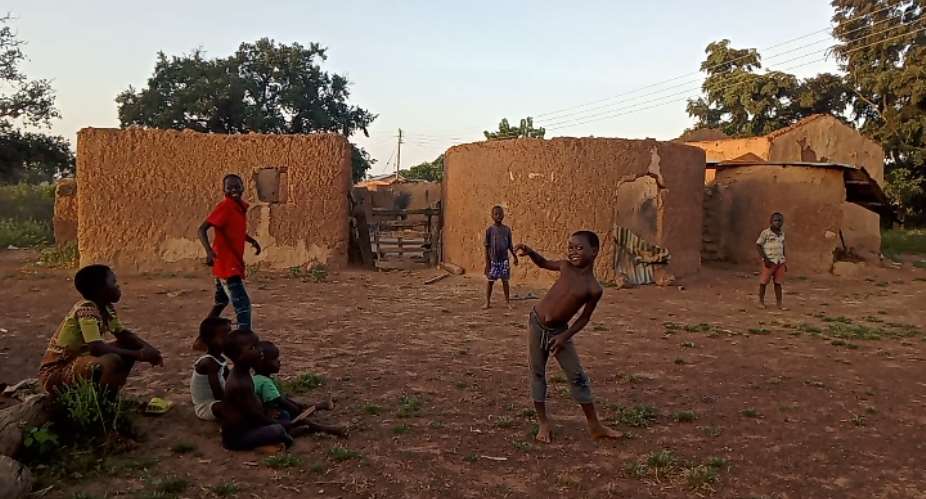 Chieftaincy conflict in Yong-Dakpemyili leaves man with two wives, 18 children begging for shelter
