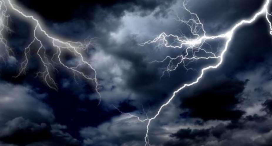 Lightning strikes two farmhands to death at Manoaha