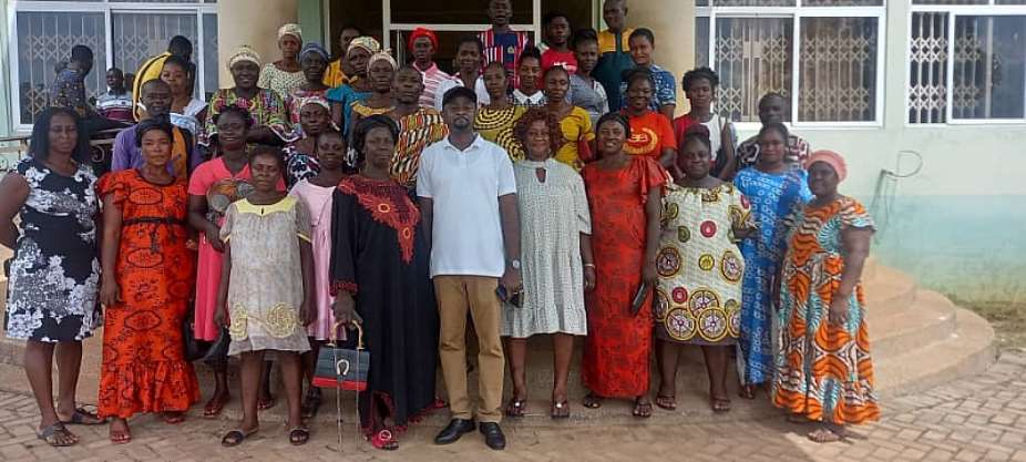 Bosome Freho MP provides financial support to 71 petty traders