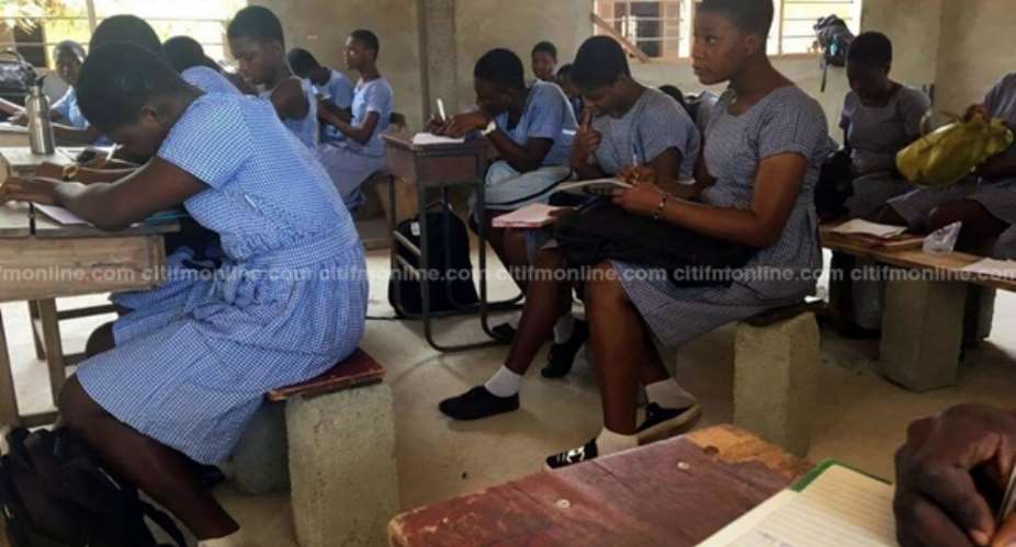 After News Went Viral...La Presby SHS To Get New Desks From Education Ministry
