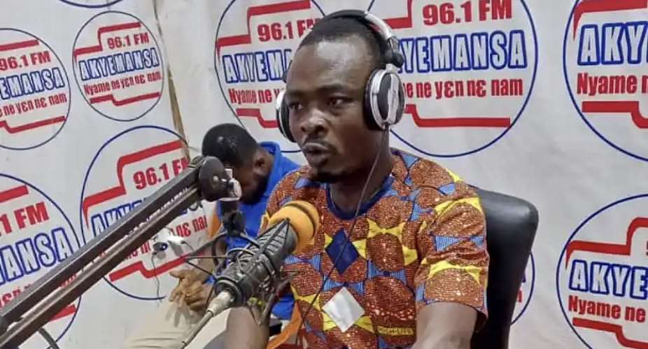 Journalist with Kojo Oppong Nkrumahs Akim Oda-based Akyemansa FM reportedly assaulted by military