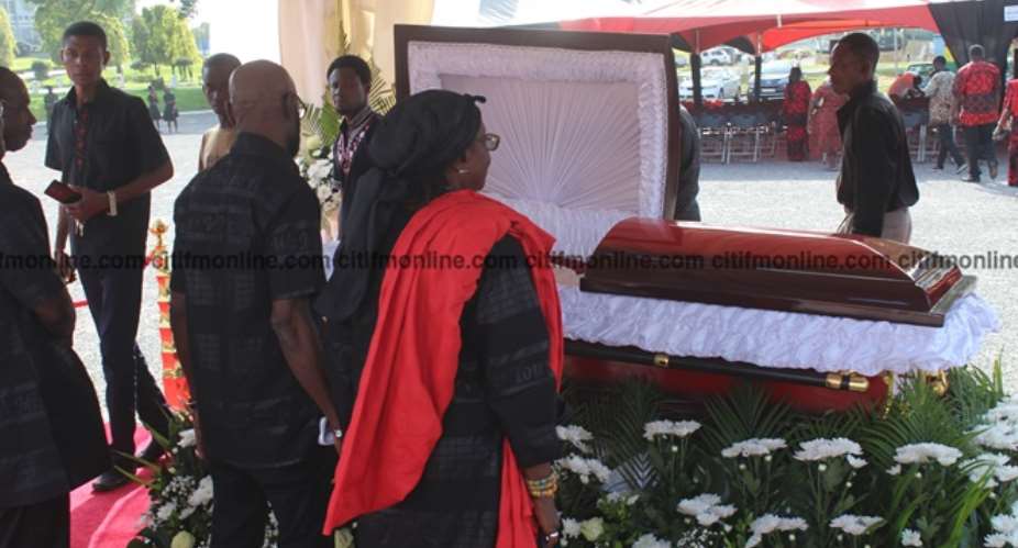 Pictures Highlife Legend Paapa Yankson Buried