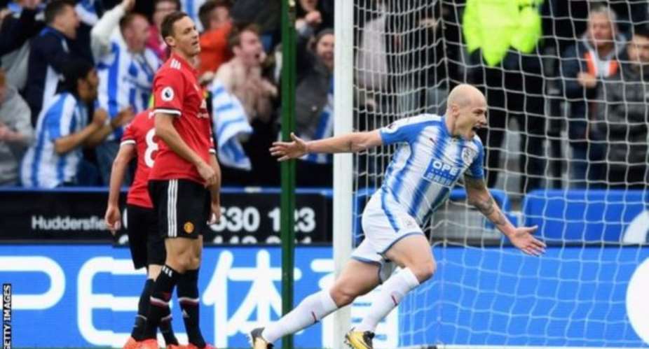 Huddersfield United End Man United's Unbeaten Premier League Run