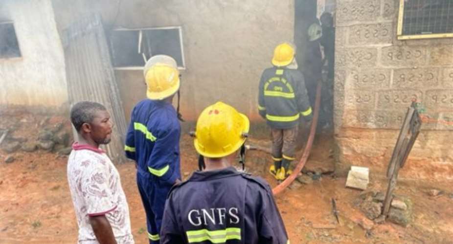Ejisu: Fire guts 11-bedroom house at Kwamo