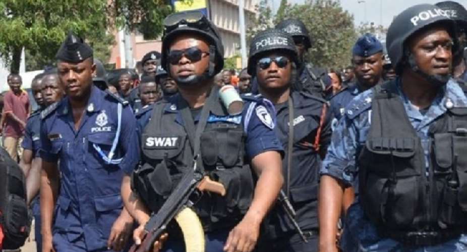 Police chase Ahenema Kokoben robbers