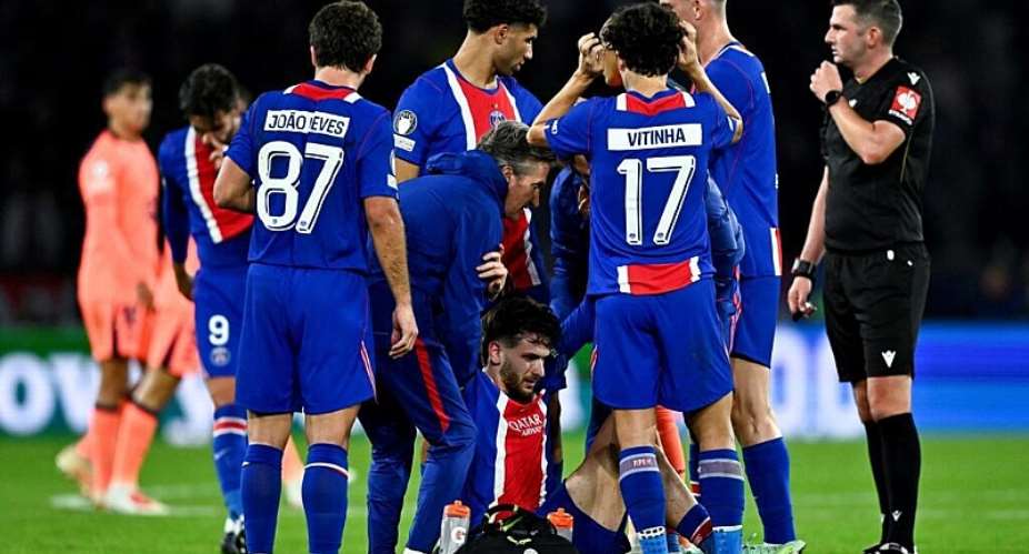 Khvicha Kvaratskhelia suffered an ACL injury during Paris Saint-Germains win against Barcelona. -  JULIEN DE ROSA / AFP