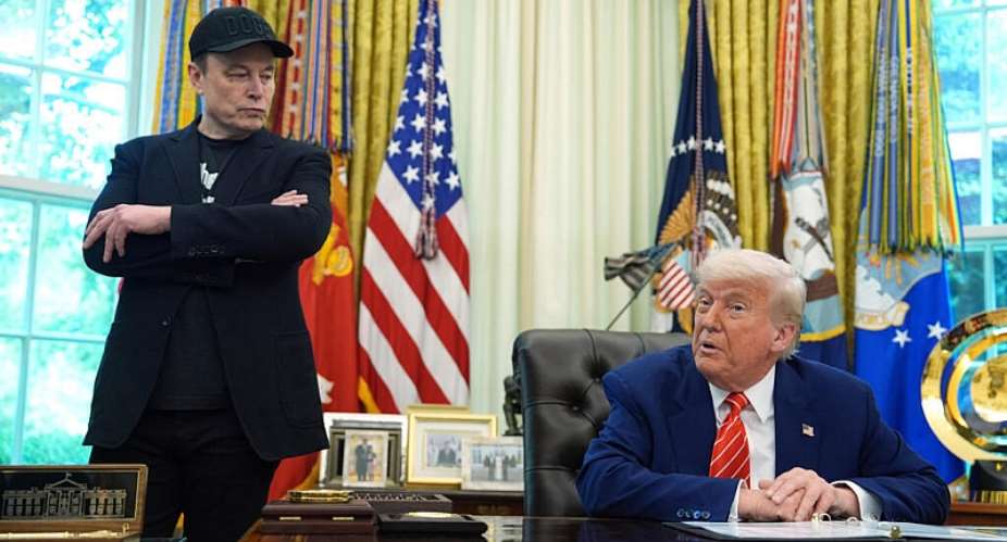 Elon Musk has contributed $369 million since the start of the 2026 electoral cycle. - AP - Evan Vucci