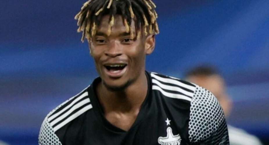 Midfielder Edmund Addo aiming to play for Manchester United in the future
