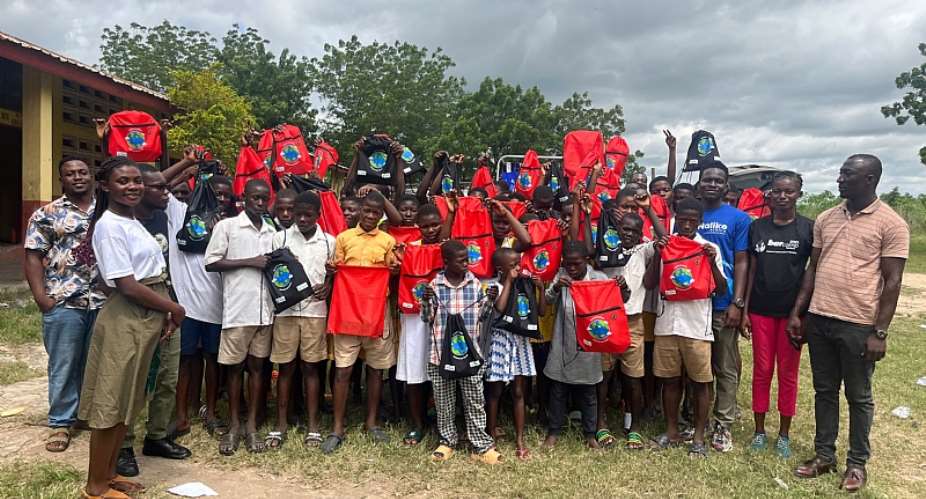 Reusable Bags Gh and Nalike Africa Educates 5 communities on Climate Action