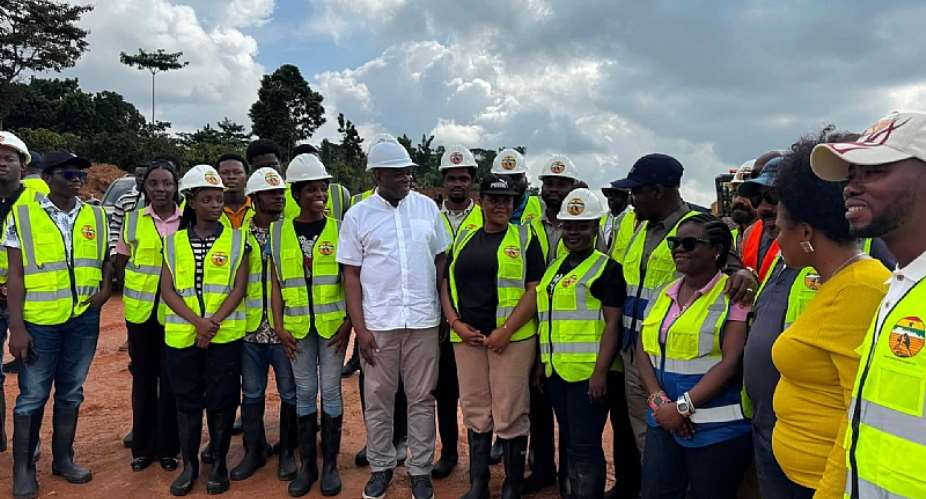 Students gain field experience on Kumasi outer ring road project